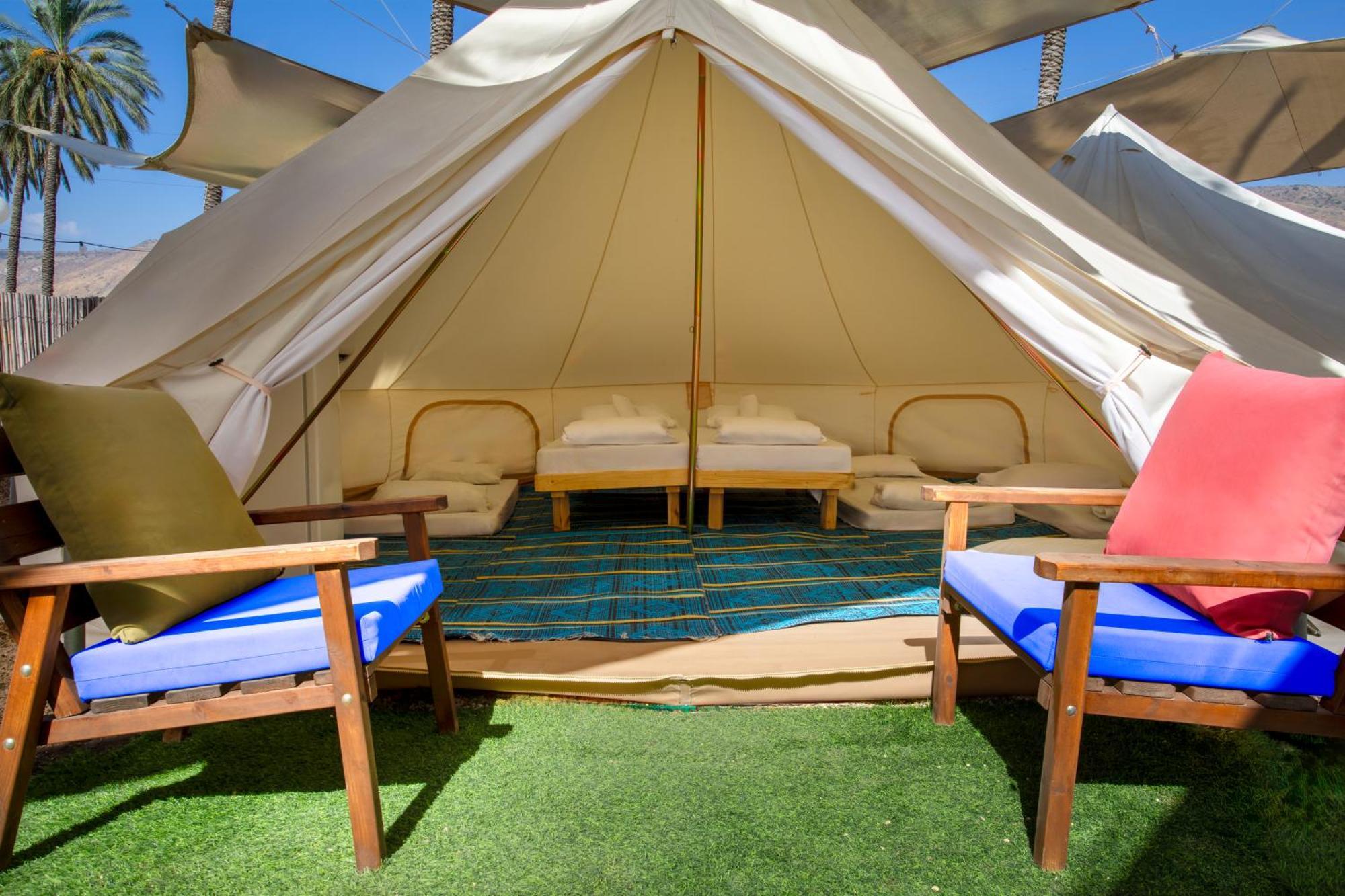 Luxury tent גלאמפינג מיא על הכנרת - חוף